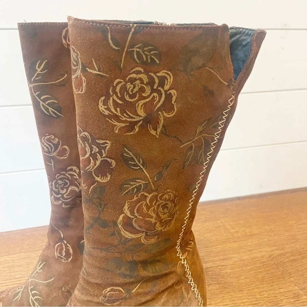 Pon Quintana | Women’s Suede Wedge Size Zip floral Boots Size 38 1/2 - Picture 2 of 12